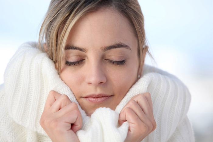 How To Take Care of Skin in Winter Naturally