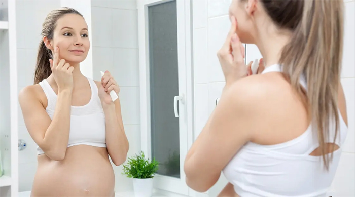 How To Treat Acne Naturally During Pregnancy
