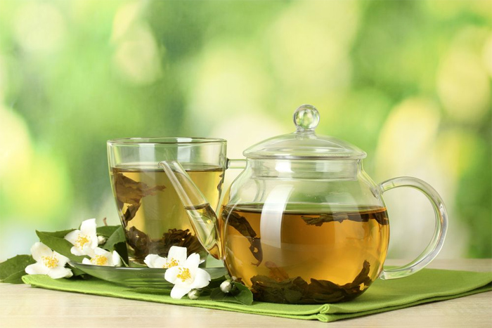 Advantages of Drinking Green Tea