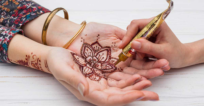 Simple Mehndi Designs for Eid
