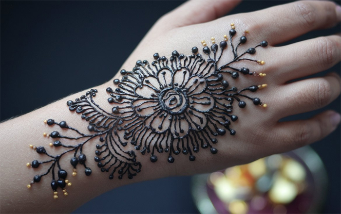 Henna Wrist Tattoo Designs