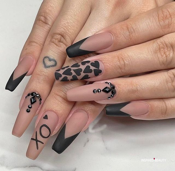 Nail Styles for Graduation