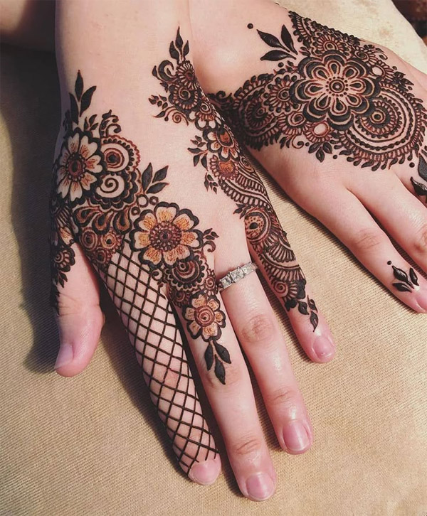 Finger Mehndi Designs