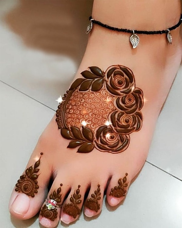 Finger Mehndi Designs